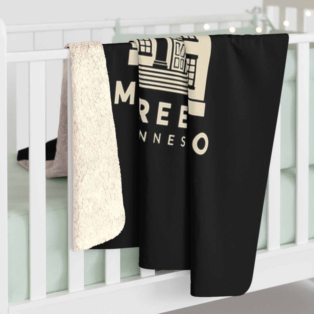 Murfreesboro Rutherford County Courthouse Sherpa Blanket (Black)