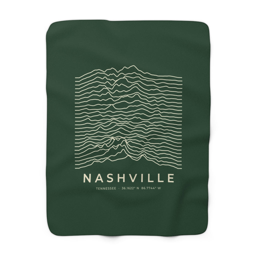 Nashville Ridgeline Sherpa Blanket (Forest Green)