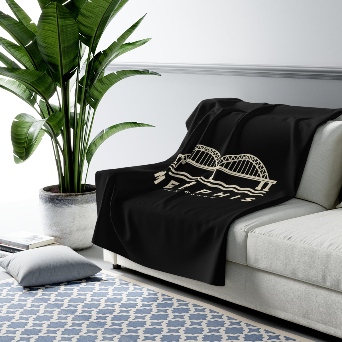 Memphis Hernando de Soto Bridge Sherpa Blanket (Black)