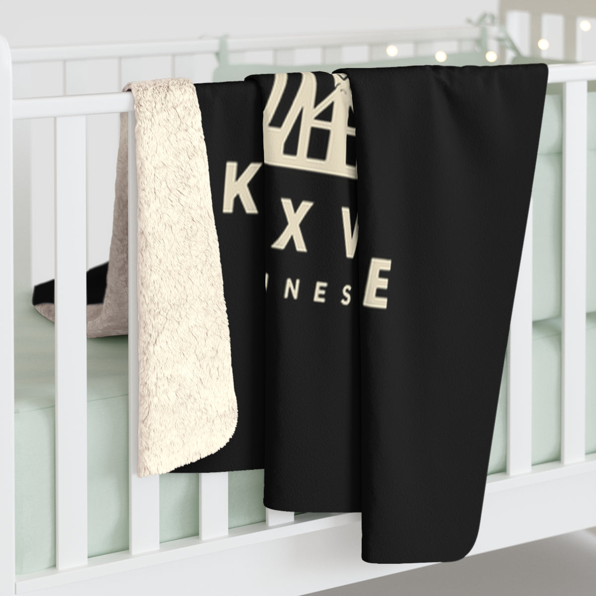 Knoxville Sunsphere Sherpa Blanket (Black)