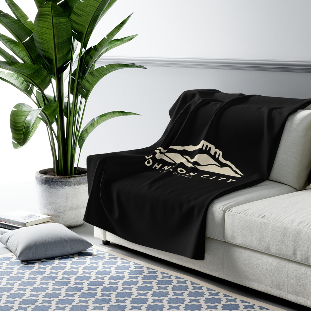 Johnson City Buffalo Mountain Sherpa Blanket (Black)